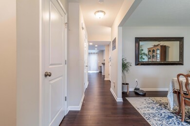 360 Hardwood Ave, Circleville, OH 43113 - photo 4