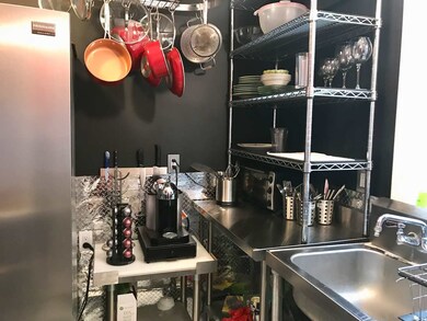 76 Colonial Dr unit 6, White River Junction, VT 05001 - photo 2