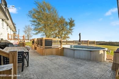 725 Sunnyside Rd, Eminence, KY 40019 - photo 4