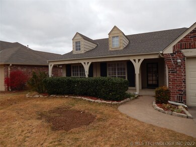 1009 W 120th St S, Jenks, OK 74037 - photo 3