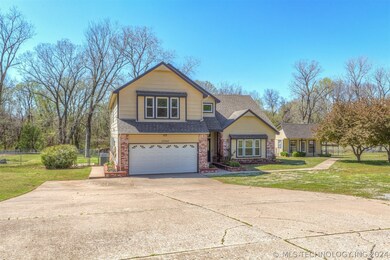+1.16 Acres, Main house and 2 additional buildings