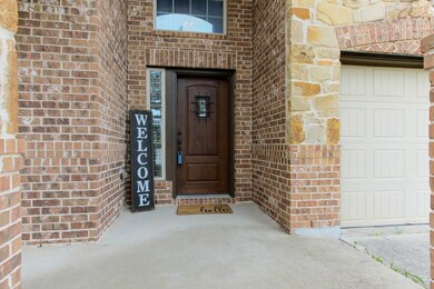 31723 Breezy Retreat Ct, Spring, TX 77386 - photo 2