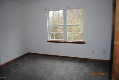 102 Pisgah Ct, Jacksonville, NC 28546 - photo 6