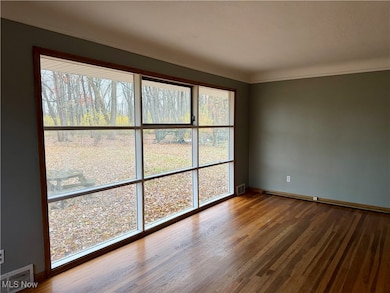 6321 Barton Rd, North Olmsted, OH 44070 - photo 4