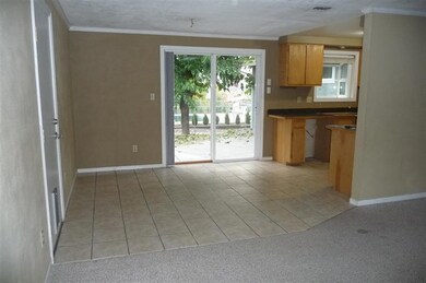 1235 Triangle Dr, Central Point, OR 97502 - photo 2