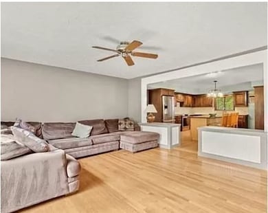 81 Newtown Rd, Acton, MA 01720 - photo 6