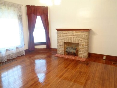 Ornamental fire place but could easily be converte