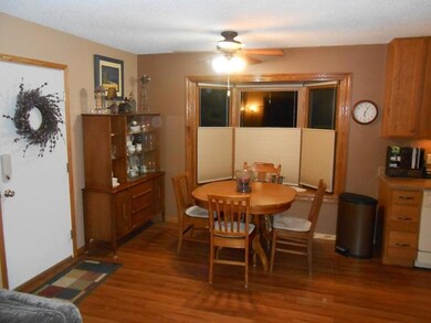 Dining Area<|><|>