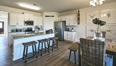 Tyler_Cali_Kitchen