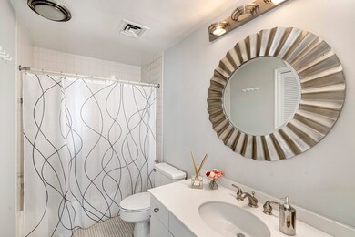 The Greenway unit 17B, Houston, TX 77046 - photo 7