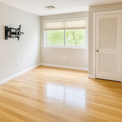 35 Prospect St unit 204, Woburn, MA 01801 - photo 4