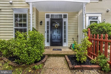 2602 Chancellor Ct, Odenton, MD 21113 - photo 3