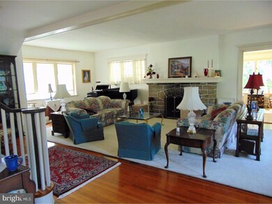 909 Westdale Ave, Swarthmore, PA 19081 - photo 4