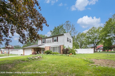 3733 Colchester Rd, Lansing, MI 48906 - photo 7