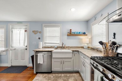 98 Central Ave, Salisbury, MA 01952 - photo 6