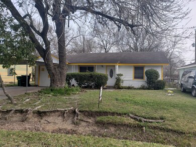 10002 Gloyna St, Houston, TX 77088 - photo 2