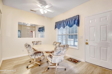Entrance/Dining