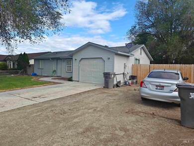 503 E Selway Dr, Homedale, ID 83628 - photo 3