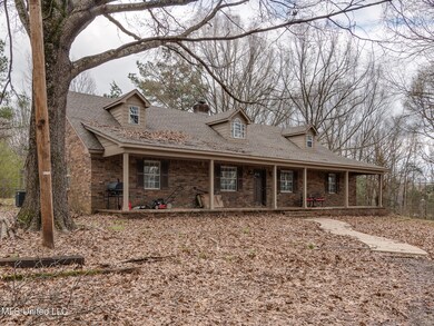 307 Woodview Road-1