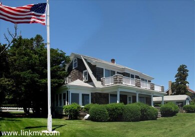 29 E Chop Dr, Oak Bluffs, MA 02557 - photo 4