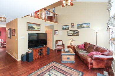715 Kingsbridge Dr unit 715, Carol Stream, IL 60188 - photo 5