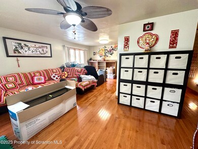 201 S Main St, Taylor, PA 18517 - photo 5