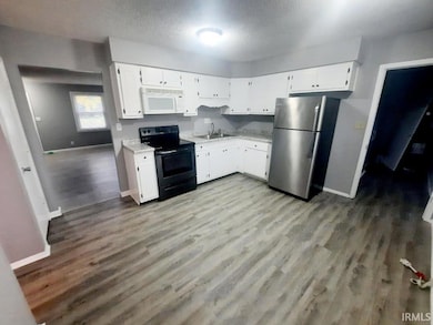 3206 W Cypress Dr, Muncie, IN 47304 - photo 7