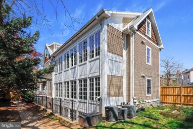 3423 Brown St NW unit 302, Washington, DC 20010 - photo 5