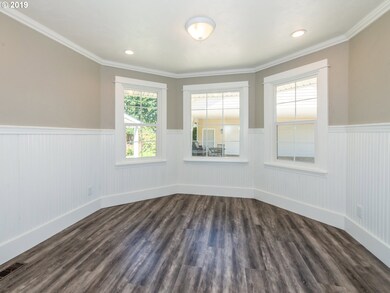 3555 Sisters View Ave, Eugene, OR 97401 - photo 6