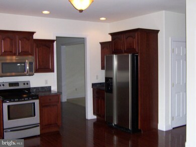 304 Martina Dr, Chambersburg, PA 17201 - photo 7