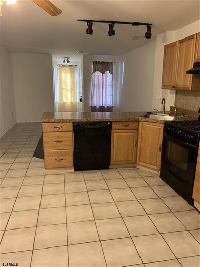 4472 Yorktown Place unit G48, Mays Landing, NJ 08330 - photo 4