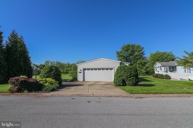 218 W Spruce St, Palmyra, PA 17078 - photo 3