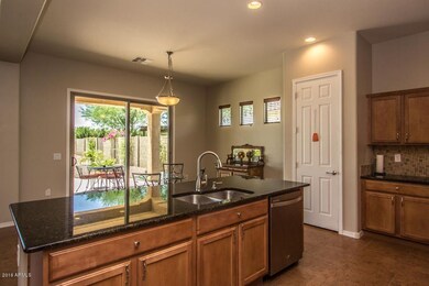 181 W Las Palmaritas Dr-5