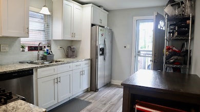 11836 S Hale Ave, Chicago, IL 60643 - photo 6