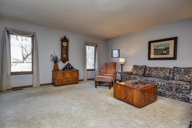 310 N Laurel Lane-3