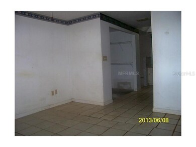 3601 Tamarix Dr, Tampa, FL 33619 - photo 6