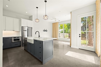 510 Sacramento Dr unit B, Austin, TX 78704 - photo 3