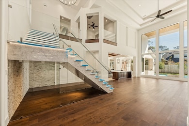 318 Knipp Rd, Houston, TX 77024 - photo 2