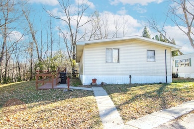 35 Wood Dr, Mankato, MN 56001 - photo 2