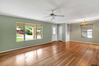 734 734 E Barbara, Tyler, TX 75701 - photo 3