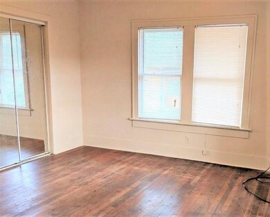 938 Fugate St, Houston, TX 77009 - photo 5