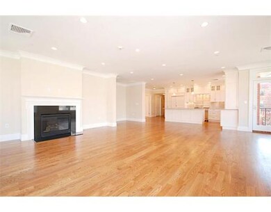 109 Sewall Ave unit 201, Brookline, MA 02446 - photo 3