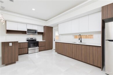 5900 Providence Ave unit C, McAllen, TX 78504 - photo 3