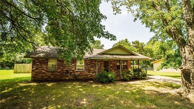 811 Linda St, Prairie Grove, AR 72753 - photo 3