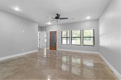 924 W Florence St, Denison, TX 75020 - photo 3