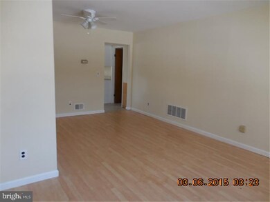 18 Lippincott Ave, Burlington, NJ 08016 - photo 2