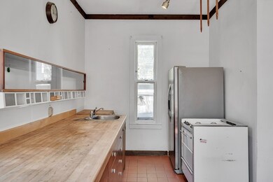 2 Ballord Place, Cambridge, MA 02139 - photo 4