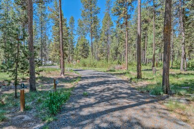 17118 Pasadena Rd, Sunriver, OR 97707 - photo 3
