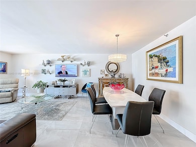 Le Trianon Condominium unit 20C, Miami Beach, FL 33140 - photo 5