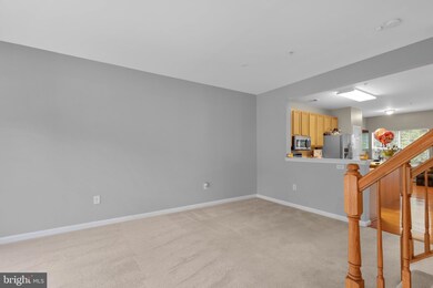 10703 Heather Glen Way, Bowie, MD 20720 - photo 4